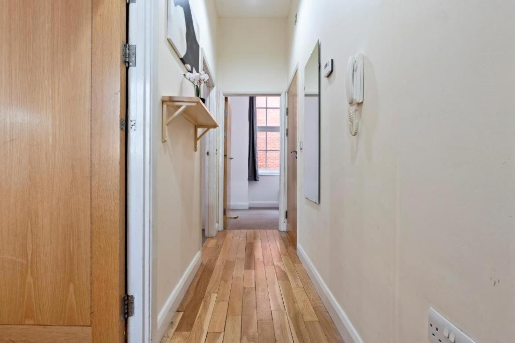 Charming 2-bedroom With Excellent Amenities Apartment *
