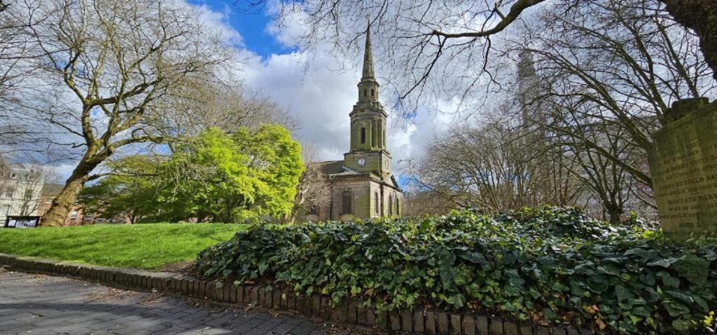 Charming 2-bedroom With Excellent Amenities Birmingham